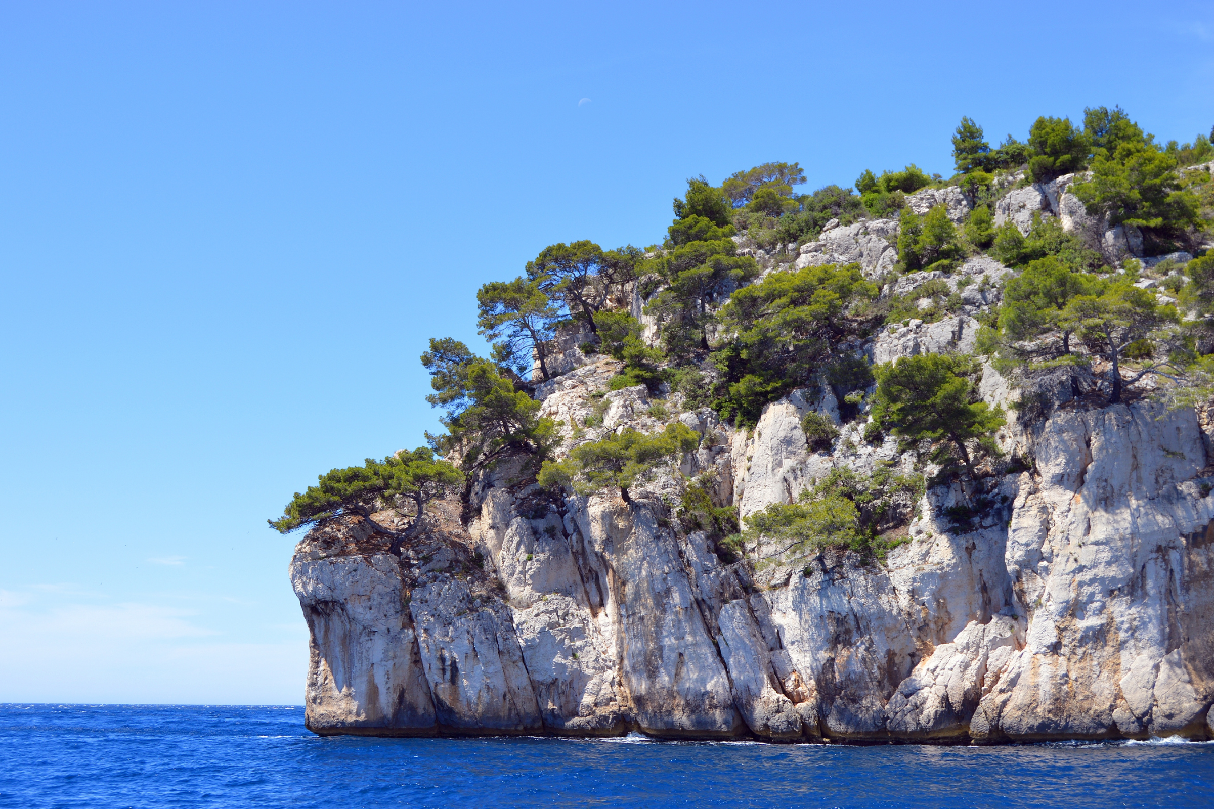 calanques national park.webp